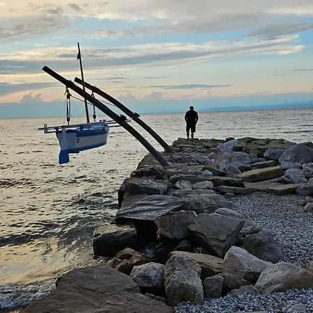 Laguna Maresol Bed and Breakfast 3*